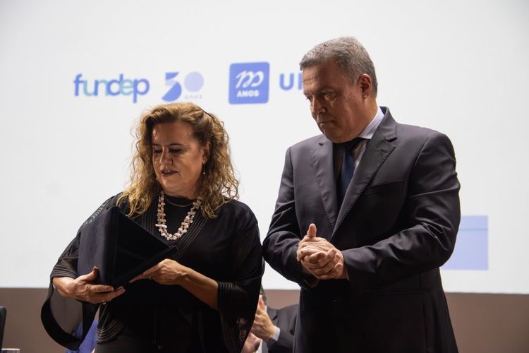 Reencontros e homenagens marcam o encerramento das comemorações do jubileu de ouro da Fundep na UFMG 