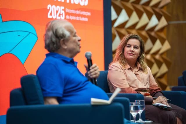Ex-ministro Renato Janine Ribeiro encerra 4º Enfasud com reflexão sobre conhecimento e compromisso público